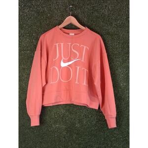 Nike Women's Dri-FIT Get Fit Graphic Crewneck Sweatshirt Medium Madder Root...